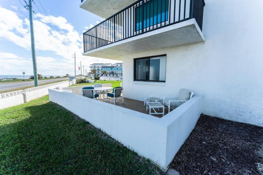 Lovely 2 Bedroom Beachfront Condo Flagler Beach Dış mekan fotoğraf